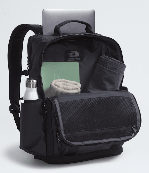 Base-Camp-Daypack-TNF-INT.png