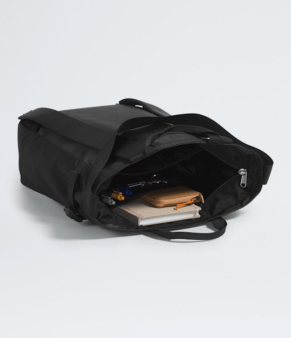 Base-Camp-Tote-Pack-TNF-INT.png