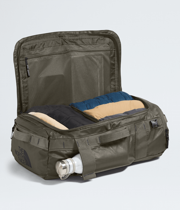 Base-Camp-Voyager-Duffel32L-TNF-INT.png
