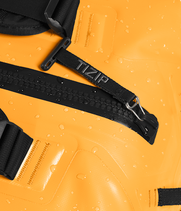Base-Camp-Waterproof-Duffel-50L-TNF-ALT2.png