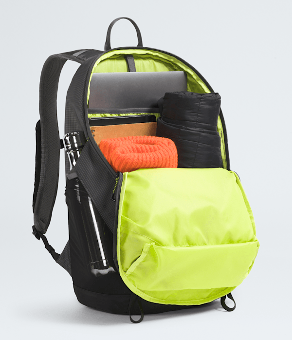 Borealis-Trail-Backpack-TNF-INT.png