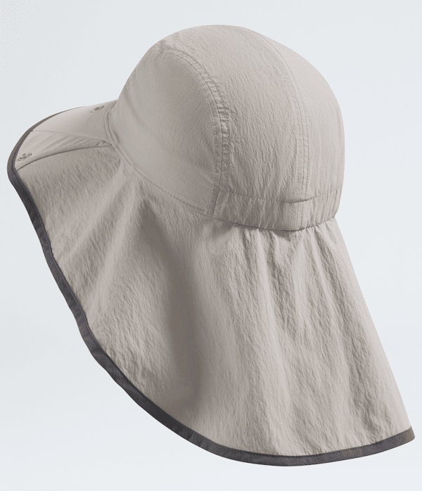 Class-V-Convertible-Sunshield-TNF-BACK.png