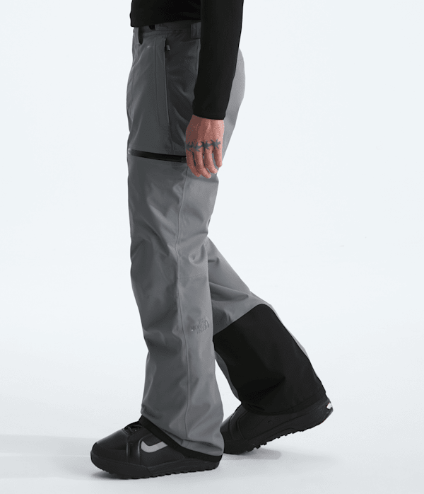 Mens-Chakal-Pants-TNF-MODEL34.png