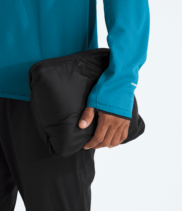 Mens-Summit-Series-Breithorn-Vest-TNF-MODELALT6.png