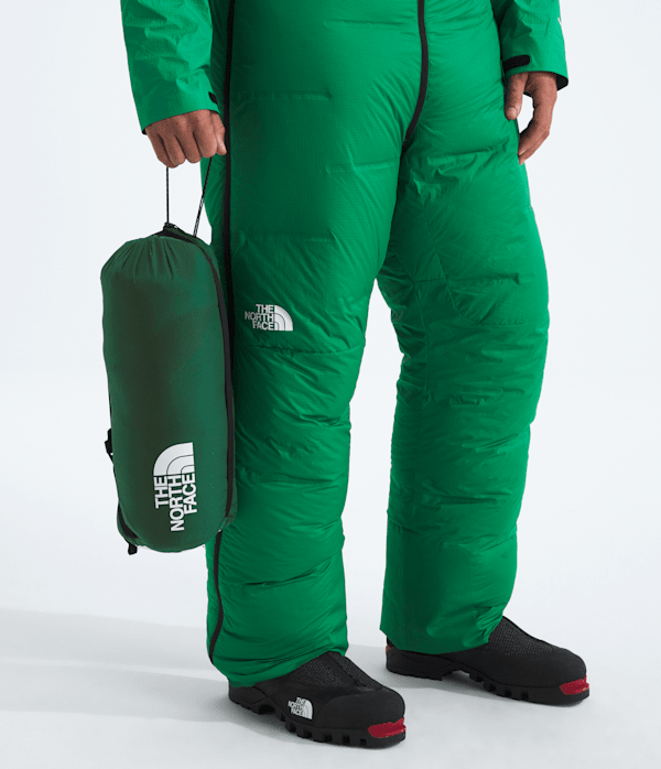 Mens-Summit-Series-CLOUD-DOWN-AMK-Parka-TNF-MODELALT6.png