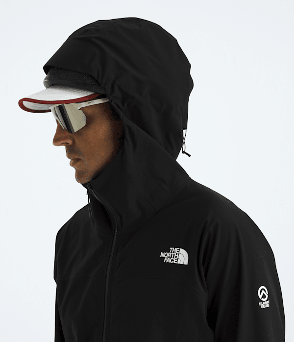 Mens-Summit-Series-Off-Width-Jacket-TNF-MODELHOOD2.png