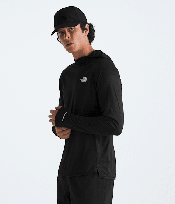 Mens-Sunriser-Hoodie-TNF-MODEL34.png