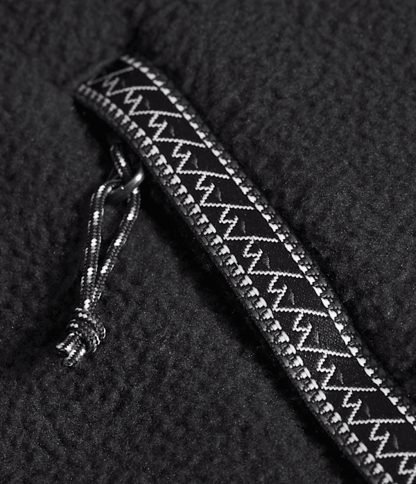Mens-TNF-Fleeski-Zip-Pullover-TNF-DETAIL3.png
