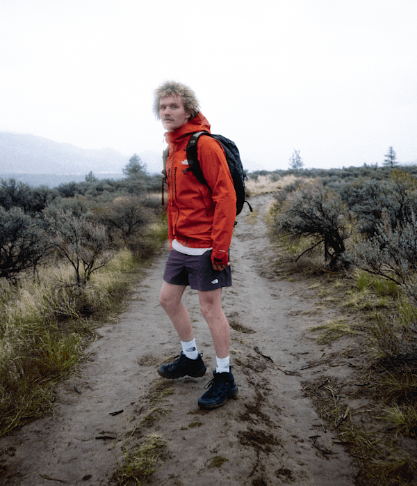 Mens-Valley-View-Jacket-TNF-HERO.png