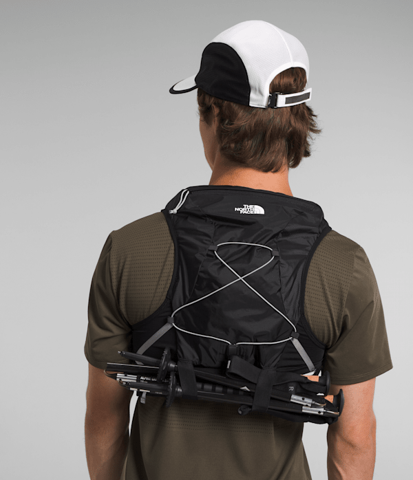 Sunriser-Run-Vest-8-TNF-ALT2.png