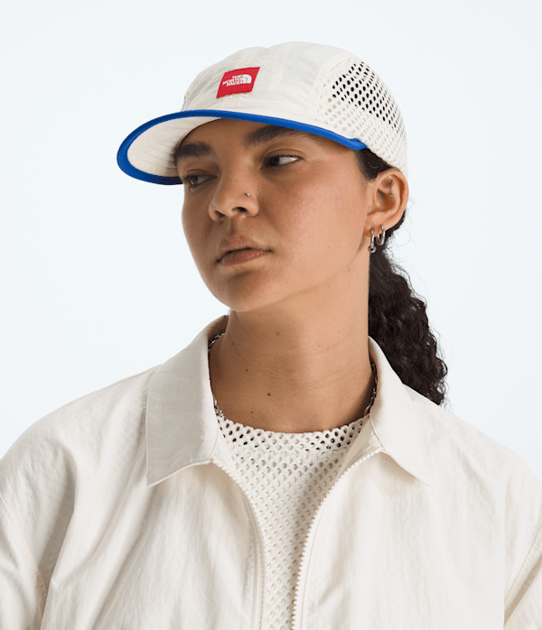 TNF-Red-Box-Mesh-Cap-TNF-MODELBACK.png