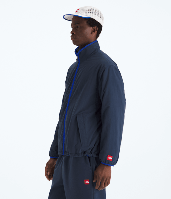 TNF-Red-Box-Reversible-Fleece-Jacket-TNF-MODEL34.png
