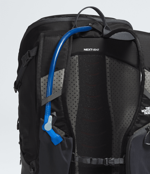 Trail-Lite-24-Backpack-TNF-ALT2.png