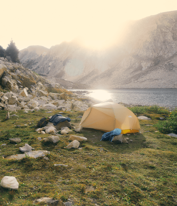 Trail-Lite-3-Tent-TNF-Khaki-StoneArrowwood-Yellow-HERO.png