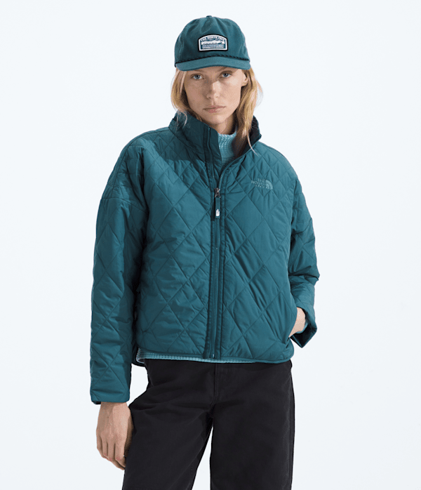 Womens-Diamond-Peak-Insulated-Jacket-TNF-HERO.png