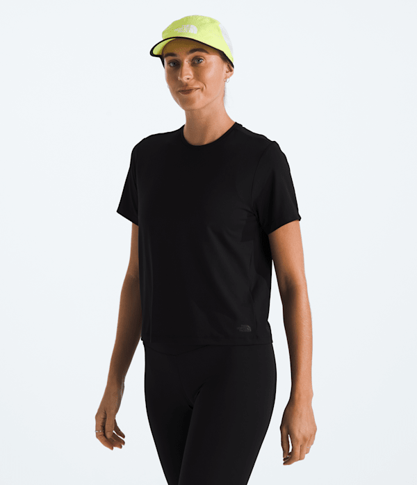 Womens-Dune-Sky-ShortSleeve-TNF-MODEL34.png