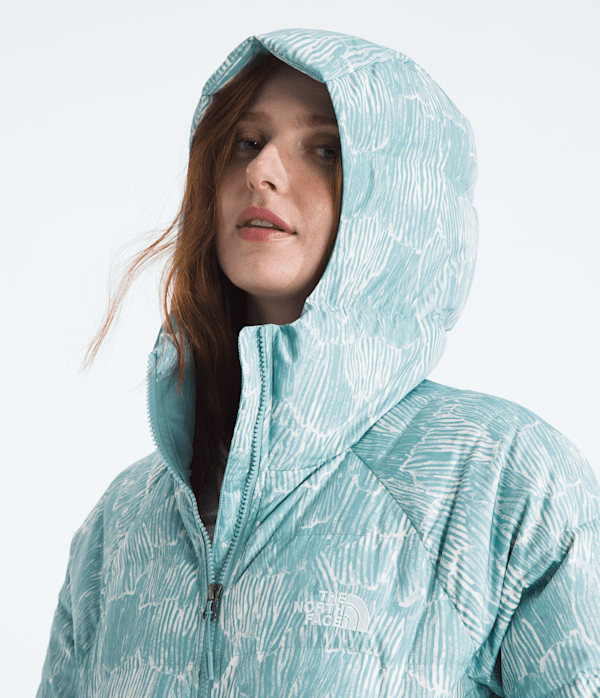 Womens-Hydrenalite-Down-HoodiePrint-TNF-MODELHOOD2.png