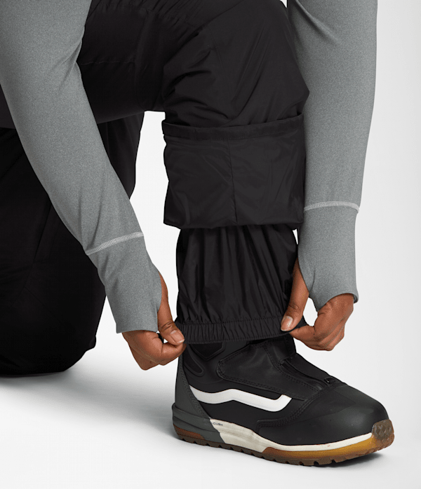 Womens-Plus-Freedom-Insulated-Pants-TNF-MODELALT1.png