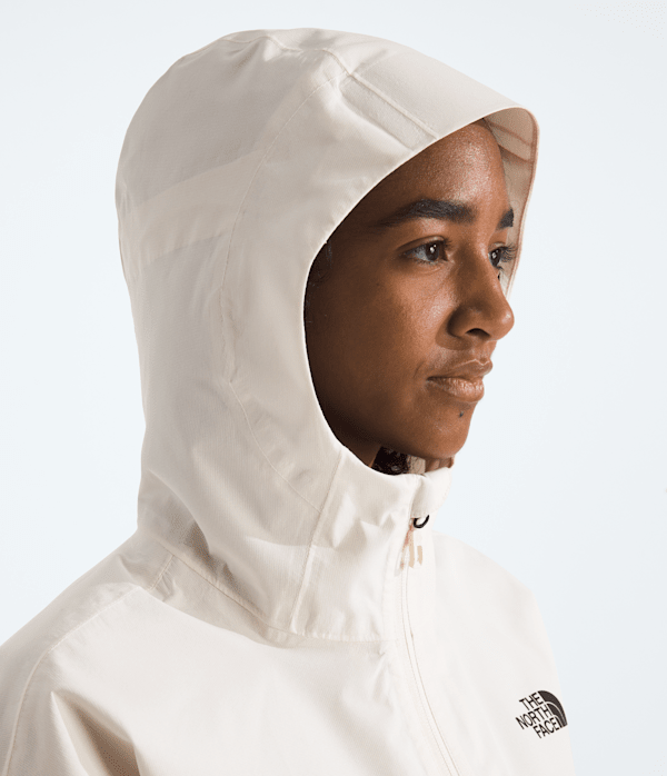 Womens-Quest-Cropped-Jacket-TNF-MODELHOOD2.png