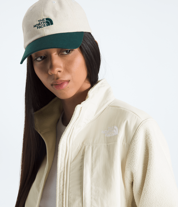Womens-Retro-Denali-DTM-Jacket-TNF-HERO3.png