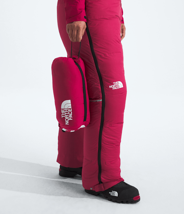 Womens-Summit-Series-CLOUD-DOWN-AMK-Parka-TNF-MODELALT6.png