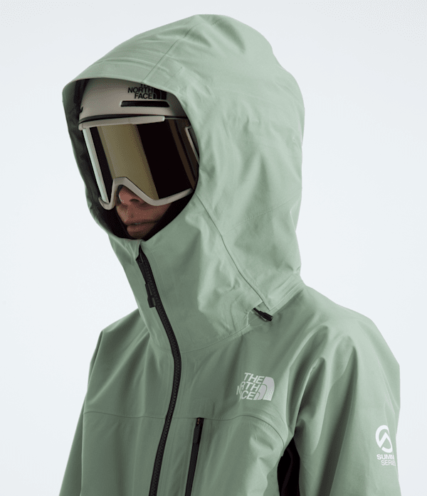 Womens-Summit-Series-Eastwall-GORETEX-Jacket-TNF-MODELHOOD2.png